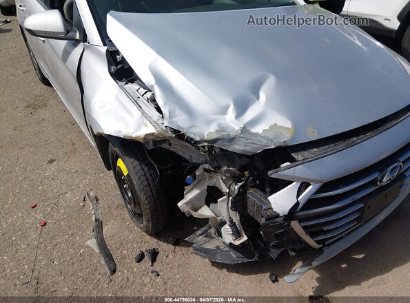 5NPD84LF5HH140562 2017 HYUNDAI ELANTRA Gray Вид спереду
