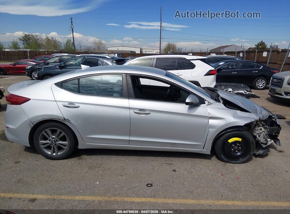 5NPD84LF5HH140562 2017 HYUNDAI ELANTRA Gray Вид задньої частини салону
