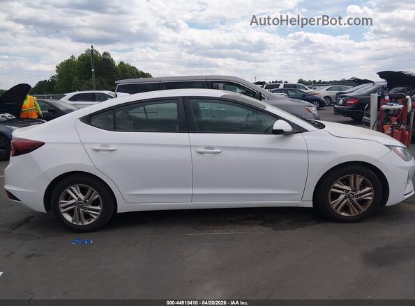 5NPD84LF5KH470449 2019 HYUNDAI ELANTRA White Widok wnętrza z tyłu