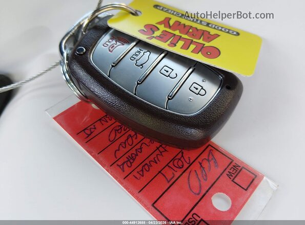 5NPD84LF6HH087192 2017 HYUNDAI ELANTRA Red Widok deski rozdzielczej