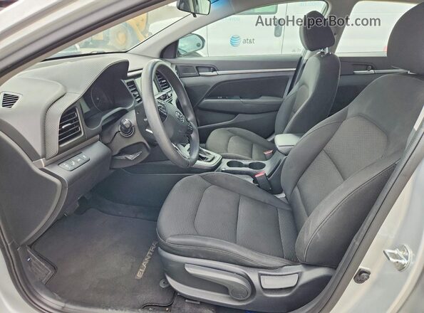 5NPD84LF6LH525623 2020 HYUNDAI ELANTRA Silver Widok wnętrza z przodu