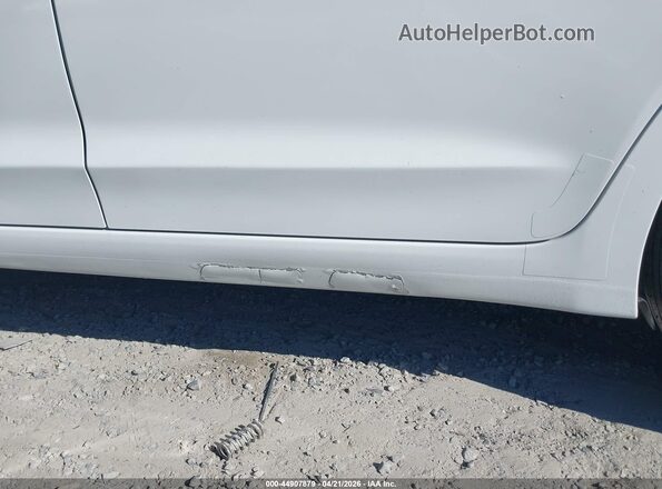 5NPD84LF7JH243696 2018 HYUNDAI ELANTRA White 
