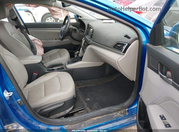 5NPD84LF8HH009660 2017 HYUNDAI ELANTRA Blue Front interior view