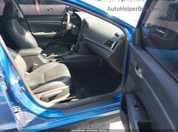 5NPD84LF8HH110410 2017 HYUNDAI ELANTRA Blue Vista interior delantera