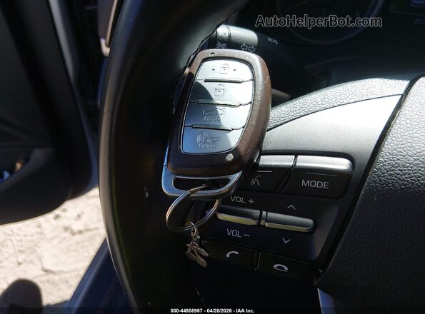 5NPD84LF8LH625089 2020 HYUNDAI ELANTRA Silver Dashboard view