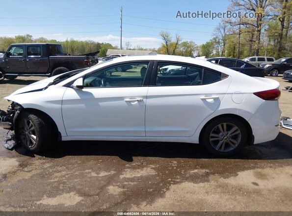 5NPD84LF9JH236359 2018 HYUNDAI ELANTRA White 