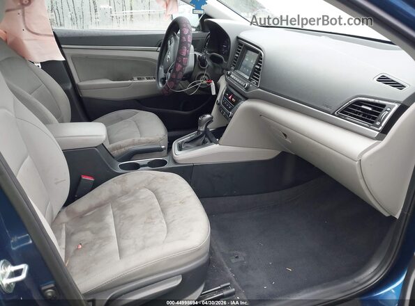 5NPD84LFXHH207382 2017 HYUNDAI ELANTRA Blue Front interior view