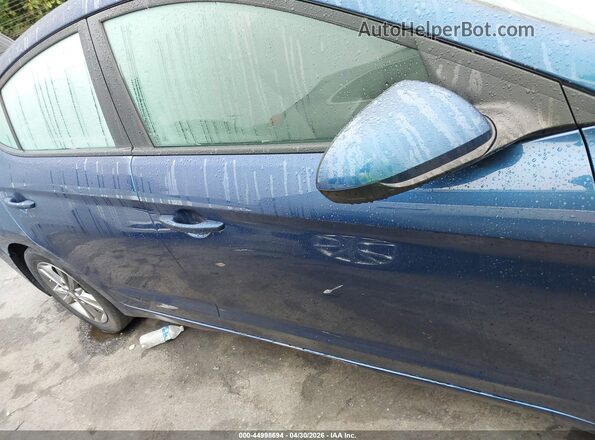 5NPD84LFXHH207382 2017 HYUNDAI ELANTRA Blue Rear interior view