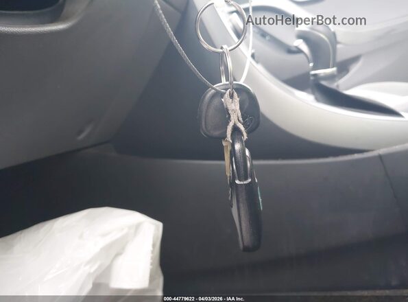 5NPDH4AE4GH758030 2016 HYUNDAI ELANTRA Серый Вид панели приборов