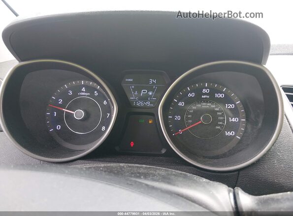 5NPDH4AE7GH669925 2016 HYUNDAI ELANTRA Silver Widok tylnych siedzeń