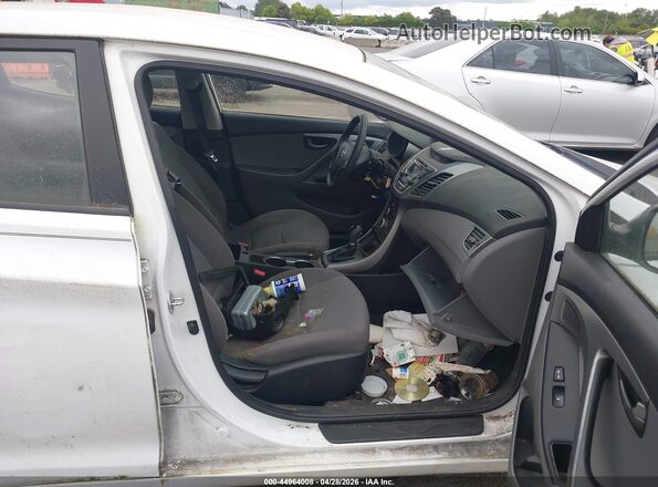 5NPDH4AE7GH716631 2016 HYUNDAI ELANTRA White წინა სალონის ხედი