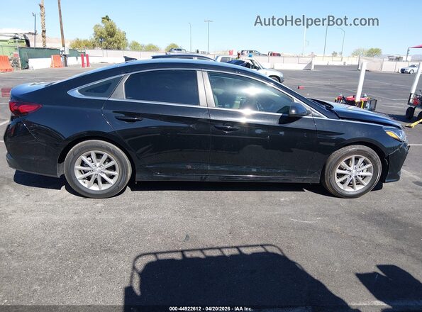 5NPE24AF4KH794002 2019 HYUNDAI SONATA Black უკანა სალონის ხედი