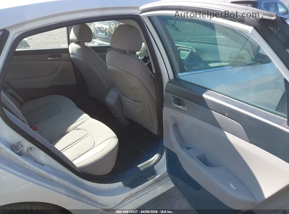 5NPE24AF5JH608997 2018 HYUNDAI SONATA White Вид наклейки з VIN-кодом
