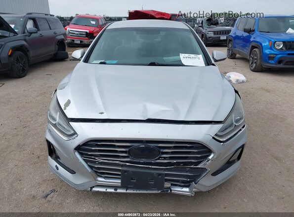 5NPE24AFXJH684652 2018 HYUNDAI SONATA Silver 