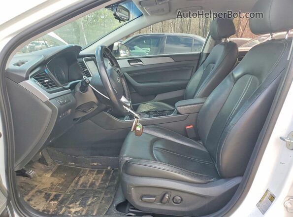 5NPE34AF2KH760167 2019 HYUNDAI SONATA White წინა სალონის ხედი