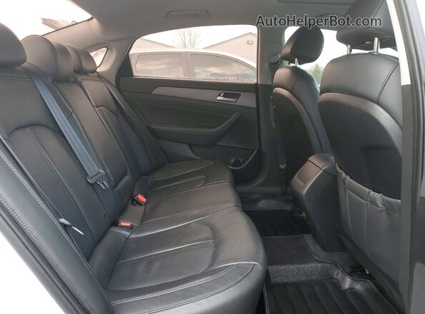 5NPE34AF2KH760167 2019 HYUNDAI SONATA White უკანა სავარძლების ხედი