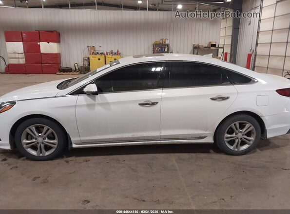 5NPE34AF5KH731696 2019 HYUNDAI SONATA White Widok wnętrza 360 stopni