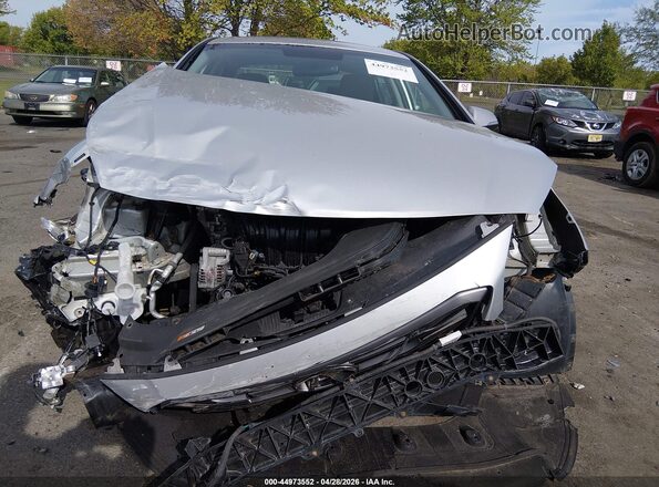 5NPE34AF7HH520671 2017 HYUNDAI SONATA Silver Front view