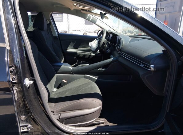 5NPLL4AG1MH046730 2021 HYUNDAI ELANTRA Black Front interior view