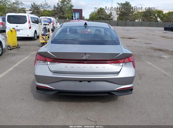5NPLL4AGXMH013886 2021 HYUNDAI ELANTRA Серебряный 