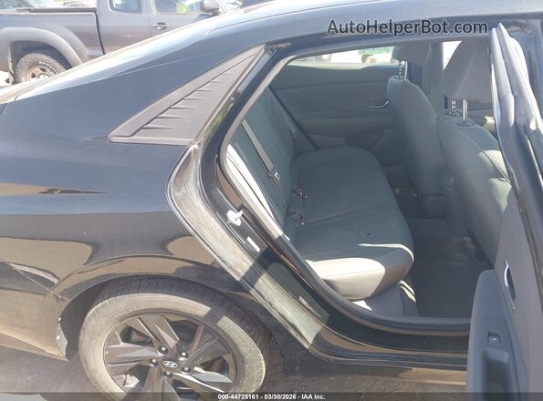 5NPLM4AG0NH076381 2022 HYUNDAI ELANTRA Black VIN კოდის სტიკერის ხედი