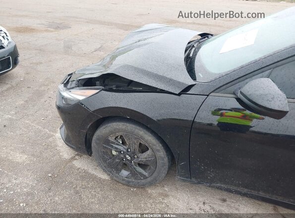 5NPLM4AG3NH066993 2022 HYUNDAI ELANTRA Black Դիմացի տեսք