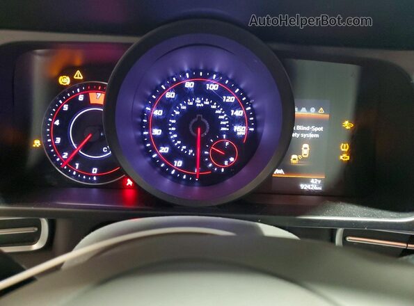 5NPLM4AG8MH011633 2021 HYUNDAI ELANTRA Черный 