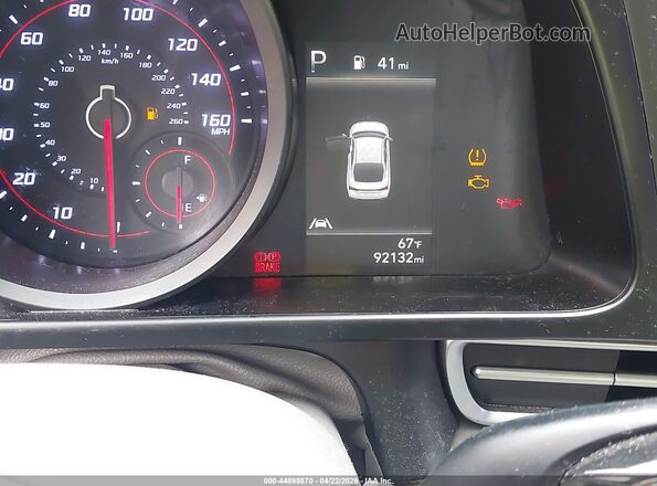 5NPLM4AGXNH065825 2022 HYUNDAI ELANTRA Красный 