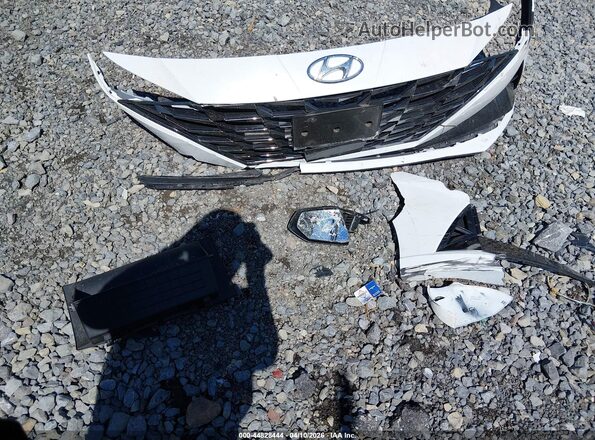 5NPLP4AG0PH090064 2023 HYUNDAI ELANTRA White Dashboard view