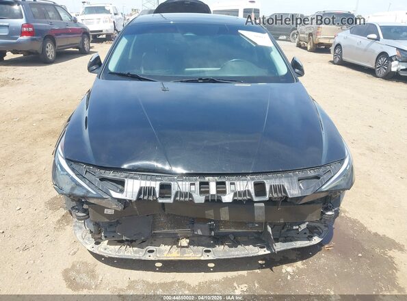 5NPLP4AG2PH108662 2023 HYUNDAI ELANTRA Черный Вид спереди