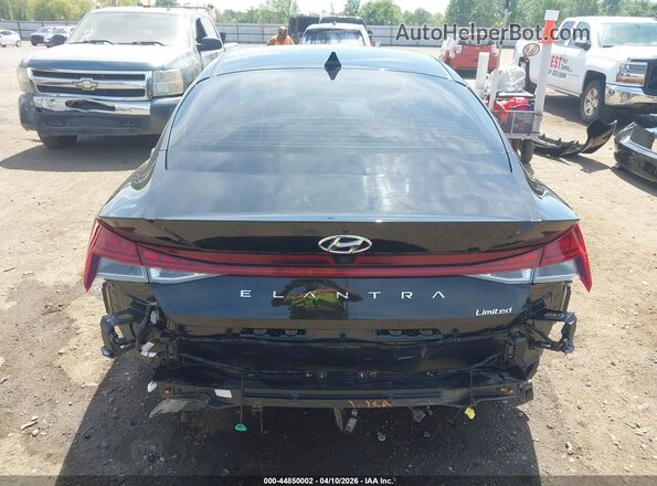 5NPLP4AG2PH108662 2023 HYUNDAI ELANTRA Черный 