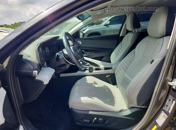 5NPLP4AG6MH037462 2021 HYUNDAI ELANTRA Charcoal Front interior view