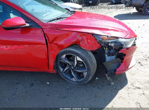 5NPLS4AG2PH096947 2023 HYUNDAI ELANTRA Red Front view