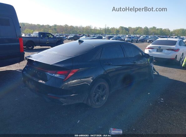 5NPLS4AG4NH075353 2022 HYUNDAI ELANTRA Black Հետևի աջ