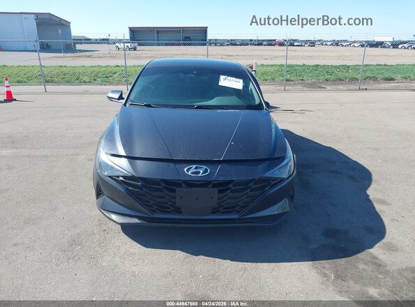 5NPLS4AG5NH057007 2022 HYUNDAI ELANTRA Gray Widok wnętrza z tyłu