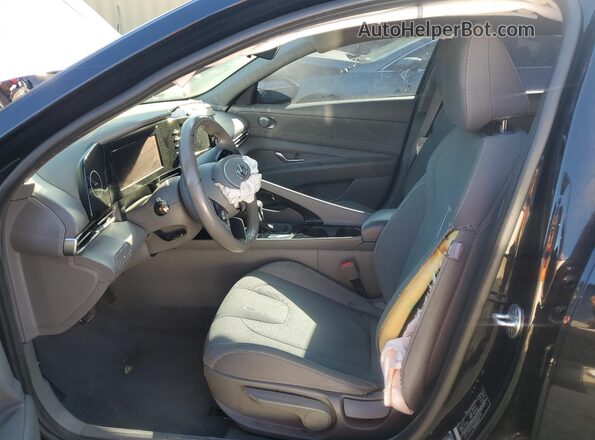 5NPLS4AGXNH061330 2022 HYUNDAI ELANTRA Black 