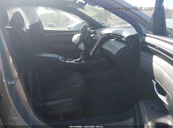 5NTJDDAF5NH024499 2022 HYUNDAI SANTA CRUZ Green Front interior view