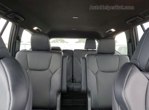 5TDABAB62TS019494 2026 LEXUS TX Белый Вид задних сидений