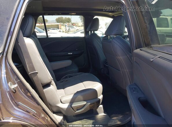 5TDABAB65SS011341 2025 LEXUS TX 500H Dark Blue Vista de la etiqueta del VIN