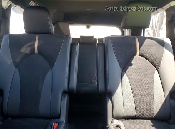 5TDADAB50SS013905 2025 TOYOTA HIGHLANDER HYBRID Black Rear seats view