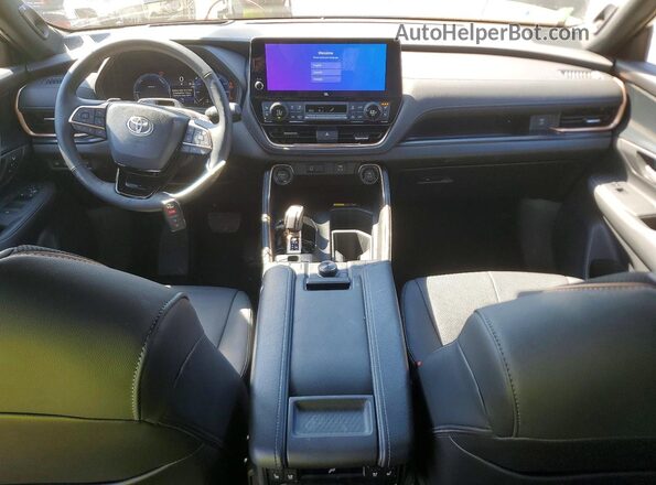 5TDADAB50SS013905 2025 TOYOTA HIGHLANDER HYBRID Black Dashboard view