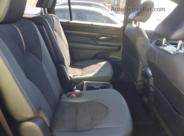 5TDADAB50SS013905 2025 TOYOTA HIGHLANDER HYBRID Black Rear interior view