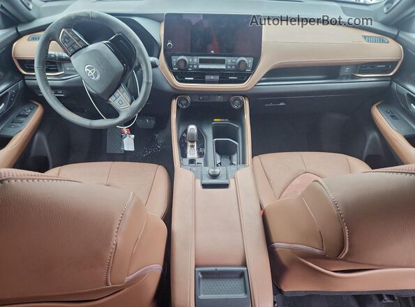 5TDADAB50SS021325 2025 TOYOTA GRAND Burgundy Առջևի վահանակի տեսք