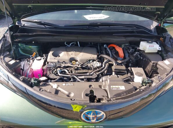 5TDCSKFC1SS191061 2025 TOYOTA SIENNA Green Հետևի տեսք