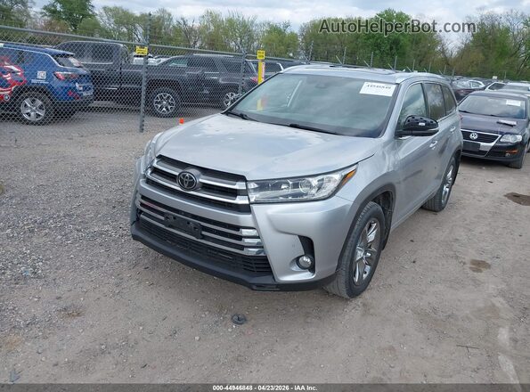 5TDDZRFH0JS876865 2018 TOYOTA LIMITED Silver Front left