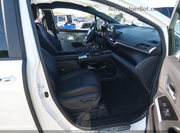 5TDESKFC0SS200745 2025 TOYOTA SIENNA White Widok wnętrza z przodu