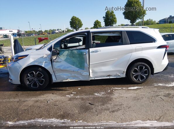 5TDESKFC0SS200745 2025 TOYOTA SIENNA White Widok z przodu