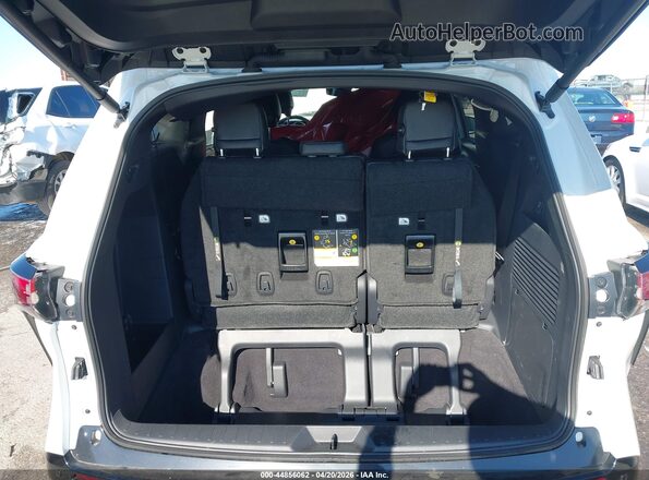 5TDESKFC0SS200745 2025 TOYOTA SIENNA White 