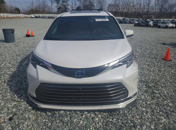 5TDESKFC2SS159972 2025 TOYOTA SIENNA White Front view