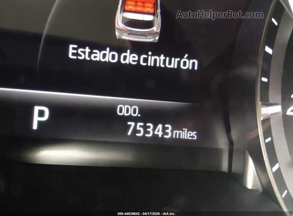 5TDGZRAH2MS538098 2021 TOYOTA LE Silver 